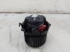 BMW 1 serie (F40) 118i 1.5 TwinPower 12V Moteur de ventilation chauffage