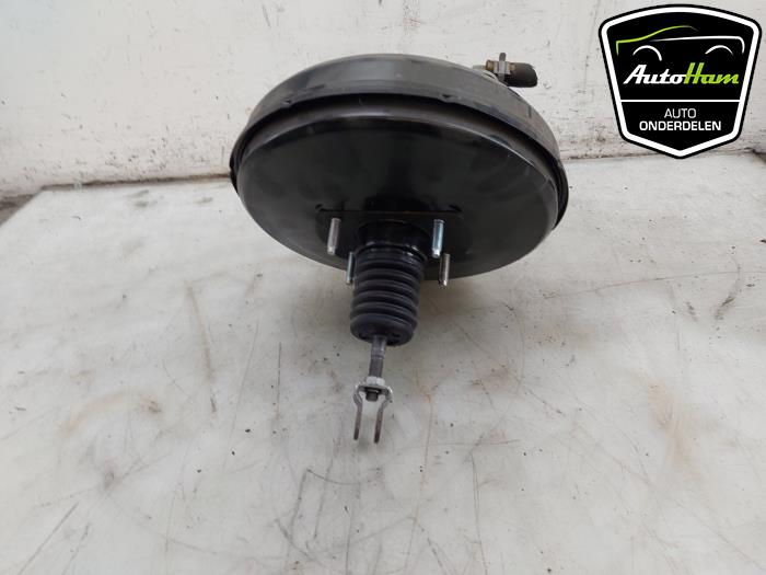 Usagé Assistant de freinage Toyota RAV4 (A4) 2.0 16V VVT-i 4x4 Prix € 75,00 Règlement à la marge proposé par AutoHam