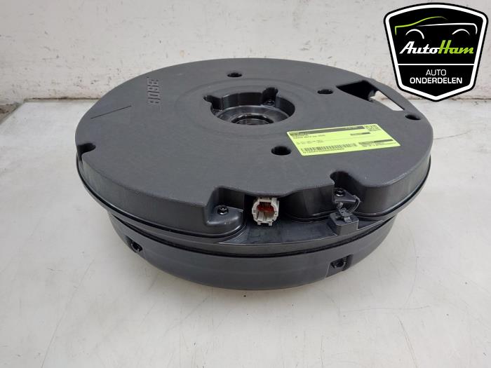 Używane Subwoofer Nissan Ariya (FE0) 87/91 kWh Cena € 175,00 Procedura marży oferowane przez AutoHam