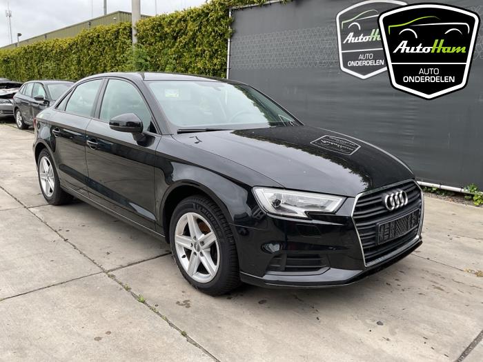 Gebrauchte Motorhaube Audi A3 Limousine (8VS/8VM) 1.6 TDI 16V Preis € 3.150,00 Margenregelung angeboten von AutoHam