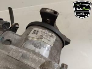 Differential hinten van een Mercedes-Benz GLA (156.9) 2.0 45 AMG Turbo 16V 2015
