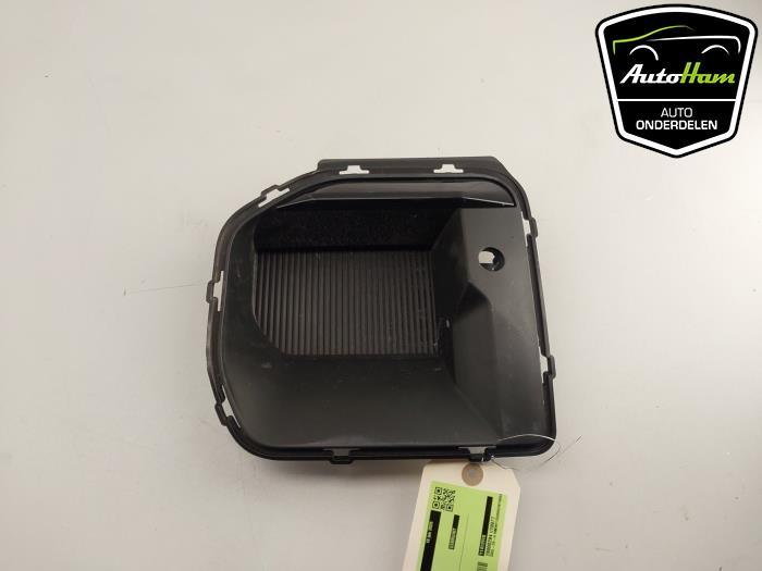 Begagnade Stötfångargrill Mini Mini (F65/F66) 1.5 12V Cooper C 3-Drs. Pris € 25,00 Marginaltabell erbjuds av AutoHam
