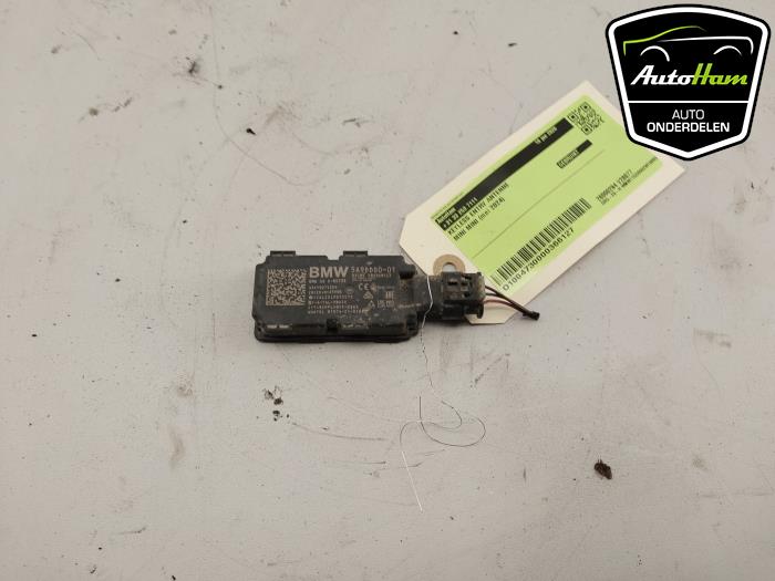 Używane Keyless Entry-Antena Mini Mini (F65/F66) 1.5 12V Cooper C 3-Drs. Cena € 15,00 Procedura marży oferowane przez AutoHam