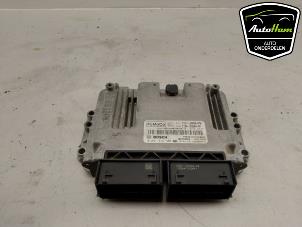 Engine management computer from a Ford Fiesta 6 (JA8) 1.0 EcoBoost 12V 100 2016