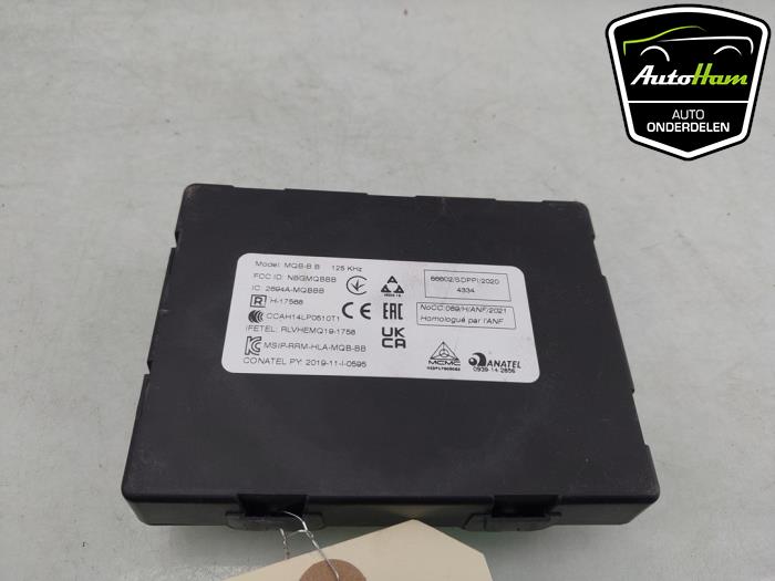 Używane Modul keyless vehicle Skoda Scala 1.0 TSI 115 Cena € 125,00 Procedura marży oferowane przez AutoHam