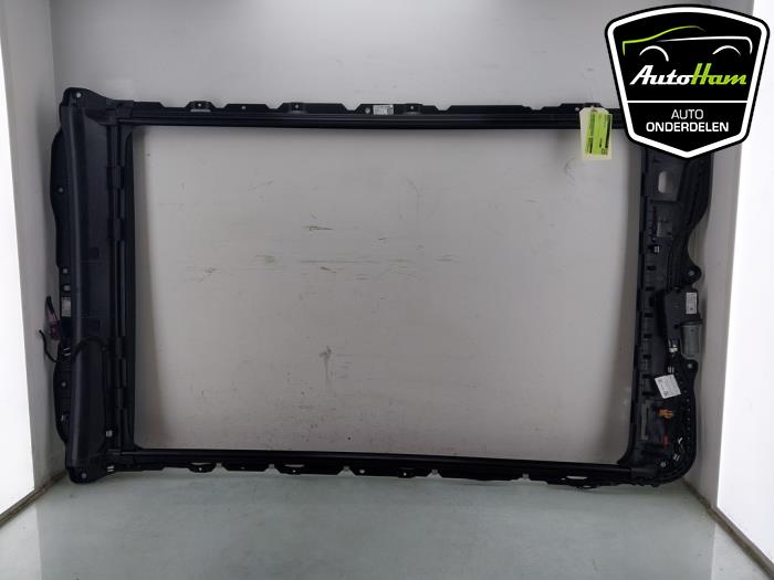 Używane Szyberdach Skoda Scala 1.5 TSI Cena € 295,00 Procedura marży oferowane przez AutoHam