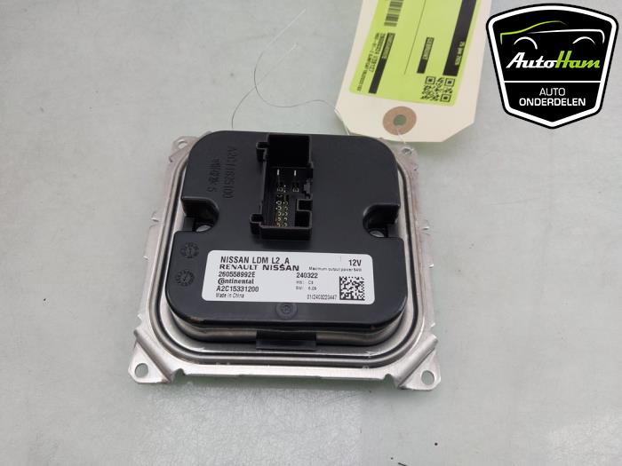 Używane Modułowy reflektor LED Nissan Juke (F16) 1.6 Hybrid 16V Cena € 95,00 Procedura marży oferowane przez AutoHam