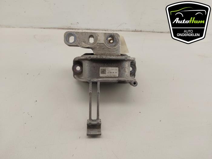 Used Engine mount Skoda Octavia Combi (5EAC) 1.0 TSI 12V Price € 50,00 Margin scheme offered by AutoHam