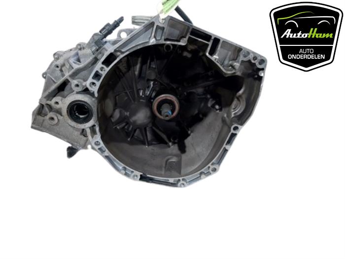 Gebrauchte Getriebe Dacia Duster (SR) 1.3 TCE 130 16V Preis € 1.095,00 Margenregelung angeboten von AutoHam