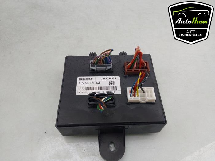 Used Body control computer Renault Captur I (2R) 1.2 TCE 16V EDC Price € 75,00 Margin scheme offered by AutoHam