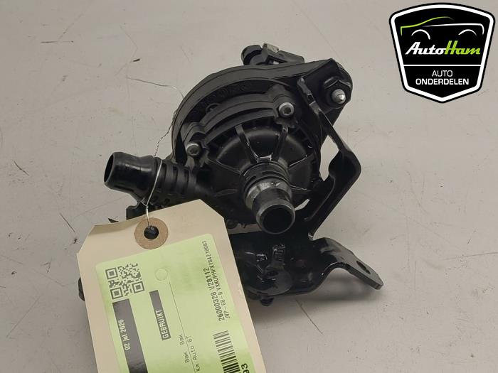 Usagé Pompe à eau Opel Corsa F (UB/UH/UP) 1.2 Turbo 12V 100 Hybrid Prix € 95,00 Règlement à la marge proposé par AutoHam