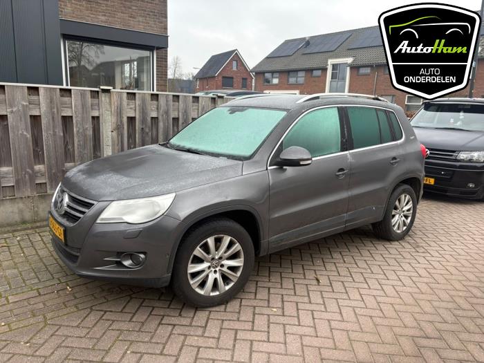 Używane Przód kompletny Volkswagen Tiguan (5N1/2) 1.4 TSI 16V Cena € 1.750,00 Procedura marży oferowane przez AutoHam