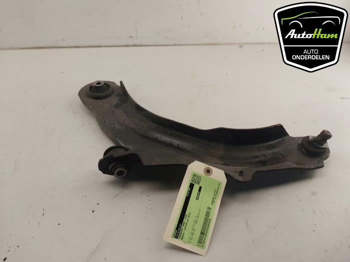 Gebrauchte Querlenker links vorne Renault Captur I (2R) 0.9 Energy TCE 12V Preis € 40,00 Margenregelung angeboten von AutoHam