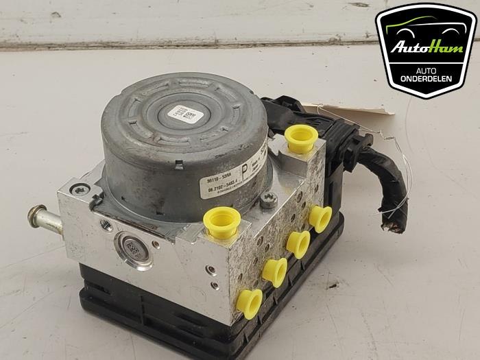 Begagnade ABS-pump Suzuki Swift (ZC/ZD) 1.2 Dual Jet 16V SHVS Pris € 225,00 Marginaltabell erbjuds av AutoHam