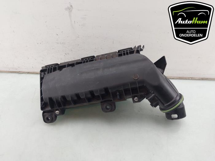 Gebrauchte Luftfiltergehäuse Peugeot 208 II (UB/UH/UP) 1.2 Hybrid 100 Preis € 35,00 Margenregelung angeboten von AutoHam