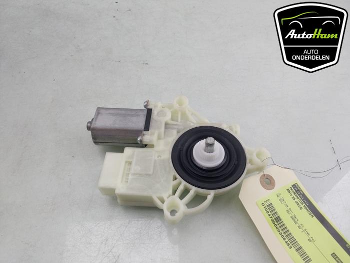 Usados Motor de ventanilla de puerta BMW X5 (G05) xDrive50e 3.0 24V Precio € 25,00 Norma de margen ofrecido por AutoHam