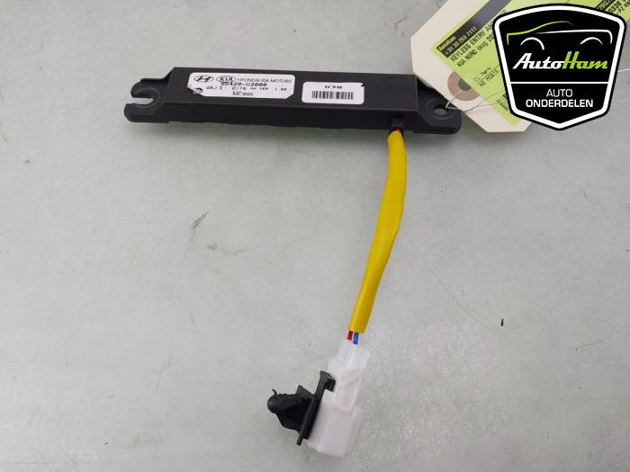 Używane Keyless Entry-Antena Kia Niro I (DE) E-Niro 64 kWh Cena € 10,00 Procedura marży oferowane przez AutoHam