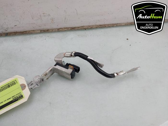 Begagnade Batterisensor Toyota Yaris Cross (PB1/PJ1) 1.5 12V Hybrid 115 Pris € 50,00 Marginaltabell erbjuds av AutoHam