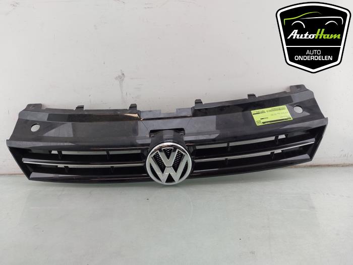 Używane Grill Volkswagen Polo V (6R) 1.2 12V BlueMotion Technology Cena € 95,00 Procedura marży oferowane przez AutoHam