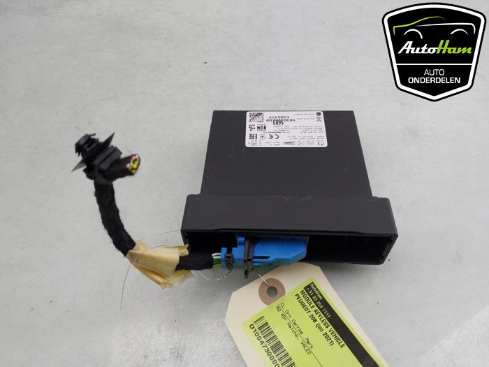Używane Modul keyless vehicle Peugeot 208 II (UB/UH/UP) 1.5 BlueHDi 100 Cena € 50,00 Procedura marży oferowane przez AutoHam