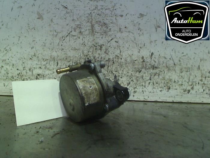 Bomba de vacío de servofreno de un Opel Combo (Corsa C) 1.3 CDTI 16V 2005