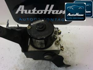 Gebrauchte ABS Pumpe Ford Fiesta 5 (JD/JH) 1.4 TDCi Preis € 30,00 Margenregelung angeboten von AutoHam