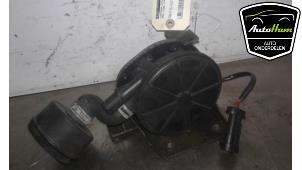Used Exhaust air pump Opel Tigra (75) 1.4i 16V Price € 20,00 Margin scheme offered by AutoHam