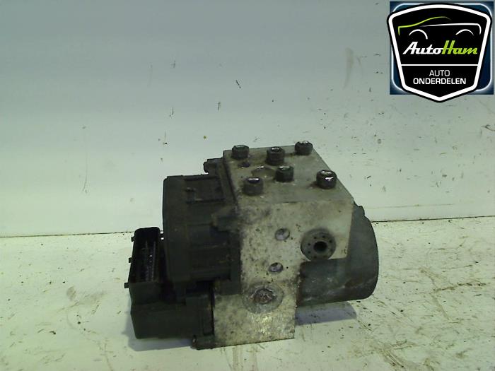 Begagnade ABS-pump Renault Espace (JE) 3.0 V6 24V Pris € 25,00 Marginaltabell erbjuds av AutoHam
