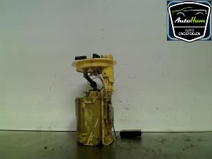 Used Booster pump Seat Leon (1P1) 1.9 TDI 105 Price € 40,00 Margin scheme offered by AutoHam