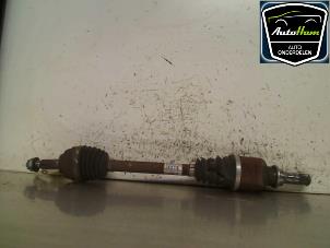 Used Front drive shaft, left Renault Modus/Grand Modus (JP) 1.5 dCi 70 Price € 20,00 Margin scheme offered by AutoHam