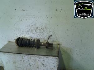 Used Front shock absorber, right Mazda Demio (DW) 1.3 16V Price € 25,00 Margin scheme offered by AutoHam