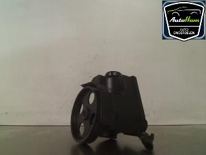 Usados Bomba de dirección asistida Peugeot 206 (2A/C/H/J/S) 1.9 D Precio € 35,00 Norma de margen ofrecido por AutoHam