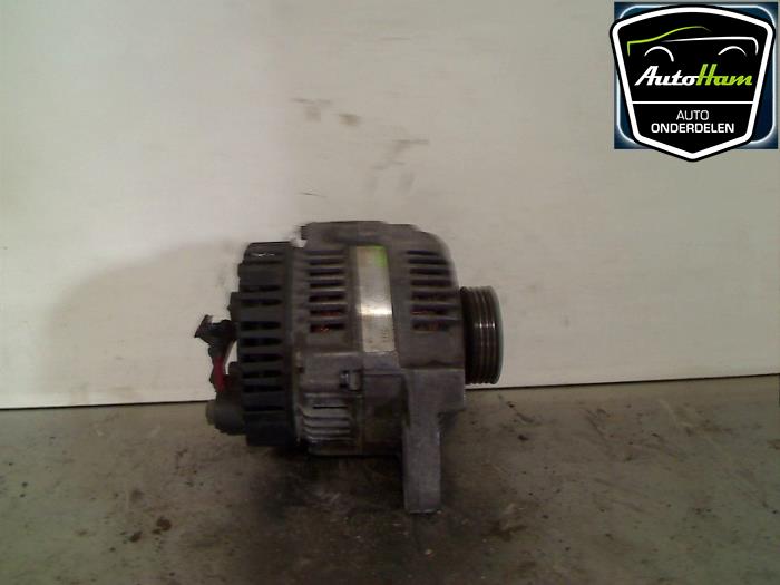 Begagnade Dynamo Renault Twingo (C06) 1.2 Pris € 30,00 Marginaltabell erbjuds av AutoHam