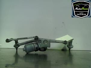 Used Wiper motor + mechanism Peugeot 206+ (2L/M) 1.1 XR,XS Price € 50,00 Margin scheme offered by AutoHam