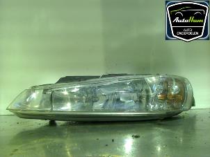 Used Headlight, left Peugeot 406 Break (8E/F) 2.0 HDi 110 Price € 40,00 Margin scheme offered by AutoHam