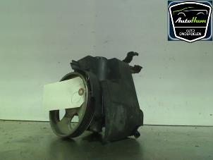 Usados Bomba de dirección asistida Peugeot 206+ (2L/M) 1.1 XR,XS Precio € 50,00 Norma de margen ofrecido por AutoHam