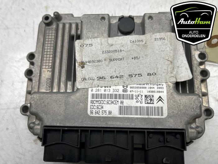 Engine management computer from a Citroën C4 Berline (LC) 1.6 HDi 16V 2007