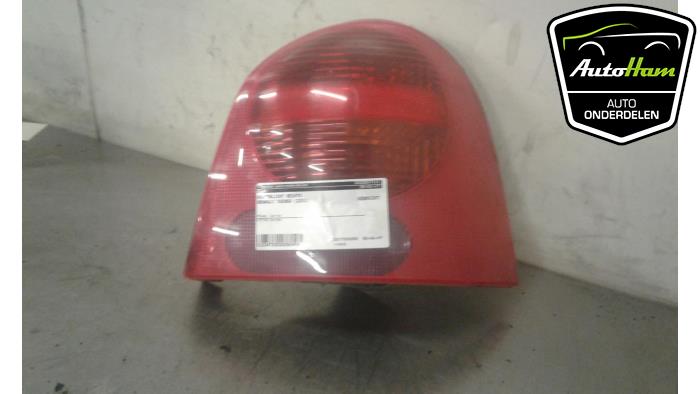 Taillight, right from a Renault Twingo (C06) 1.2 2001