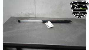 Used Set of gas struts for boot Peugeot 207 CC (WB) 1.6 16V Price € 30,00 Margin scheme offered by AutoHam