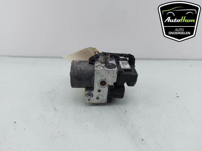 Usagé Bloc ABS Opel Corsa B (73/78/79) 1.6i 16V Sport,GSi Prix € 25,00 Règlement à la marge proposé par AutoHam