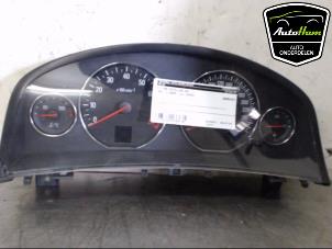 Used Instrument panel Opel Signum (F48) 2.2 DGI 16V Price € 60,00 Margin scheme offered by AutoHam