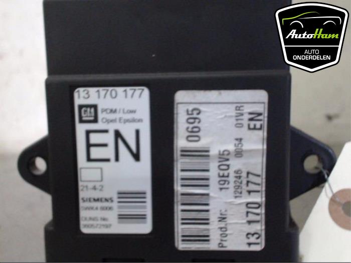 Begagnade Relä Opel Signum (F48) 2.2 DGI 16V Pris € 20,00 Marginaltabell erbjuds av AutoHam