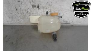 Used Expansion vessel Opel Tigra Twin Top 1.8 16V Price € 10,00 Margin scheme offered by AutoHam