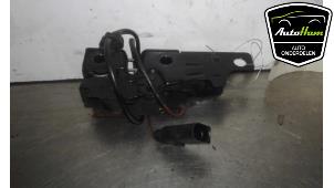 Used Bonnet lock mechanism Audi TT (8J3) 2.0 TFSI 16V Price € 25,00 Margin scheme offered by AutoHam