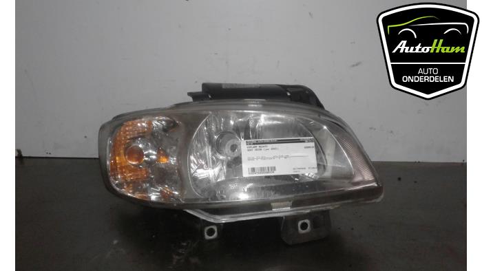 Używane Reflektor prawy Seat Ibiza II Facelift (6K1) 1.4 Cena € 20,00 Procedura marży oferowane przez AutoHam
