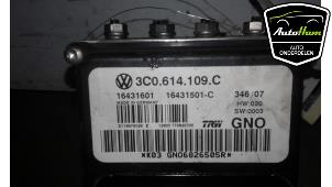 Usagé Pompe ABS Volkswagen Passat Variant (3C5) 1.9 TDI Prix € 95,00 Règlement à la marge proposé par AutoHam