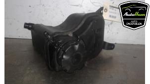 Used Expansion vessel BMW 3 serie Touring (E91) 318i 16V Price € 10,00 Margin scheme offered by AutoHam
