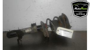 Used Front shock absorber, right Mini Mini Cooper S (R53) 1.6 16V Price € 25,00 Margin scheme offered by AutoHam