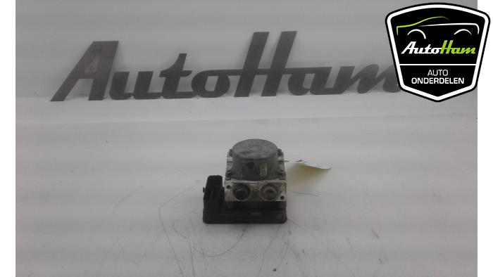 Used ABS pump Volkswagen Up! (121) 1.0 12V 60 Price € 125,00 Margin scheme offered by AutoHam