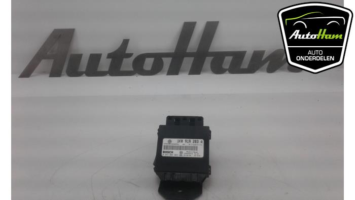 Begagnade PDC-modul Volkswagen Golf V (1K1) 1.6 FSI 16V Pris € 30,00 Marginaltabell erbjuds av AutoHam
